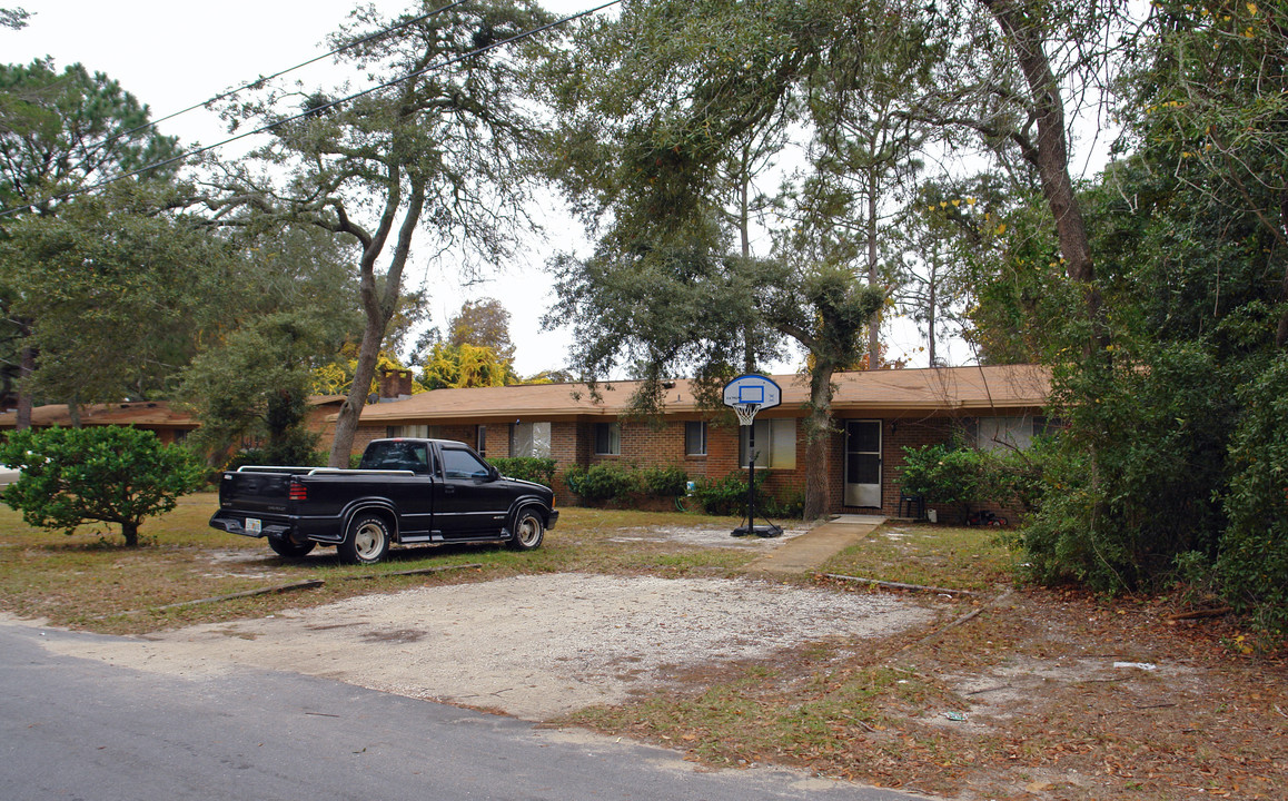 1008 Holton Ave in Fort Walton Beach, FL - Building Photo