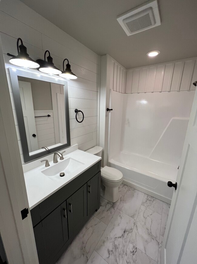209 Roe St in Greer, SC - Building Photo - Building Photo