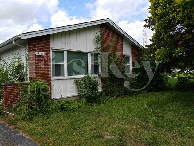 property at 410 S Villa Ave