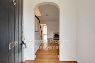 612 NW 37th St in Oklahoma City, OK - Building Photo - Building Photo