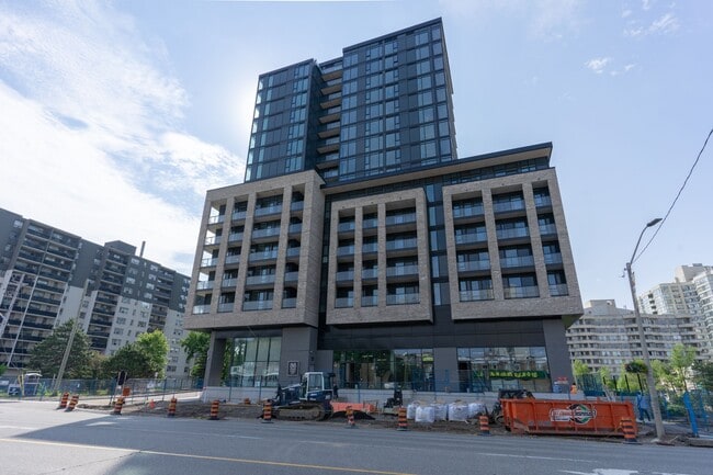 property at 86-786 Dundas St E