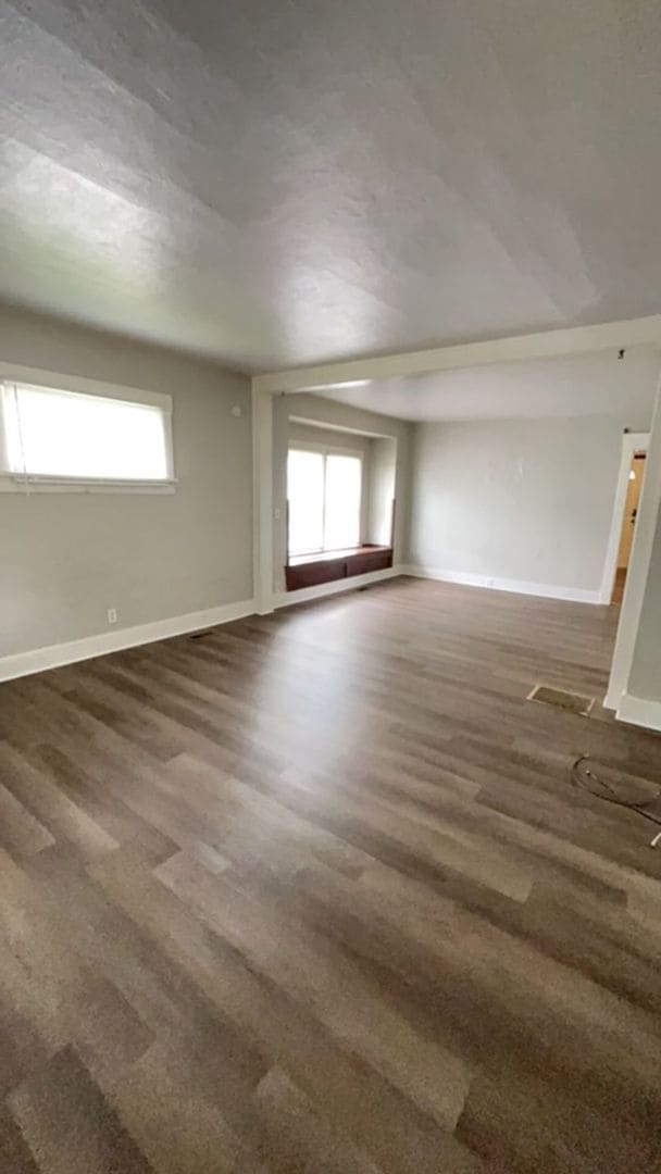 property at 1609 W Memorial Dr