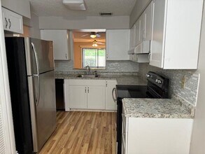 6014 Indrio Rd in Fort Pierce, FL - Building Photo - Building Photo