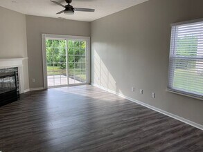 17733 Cedarbrook Dr in Westfield, IN - Foto de edificio - Building Photo