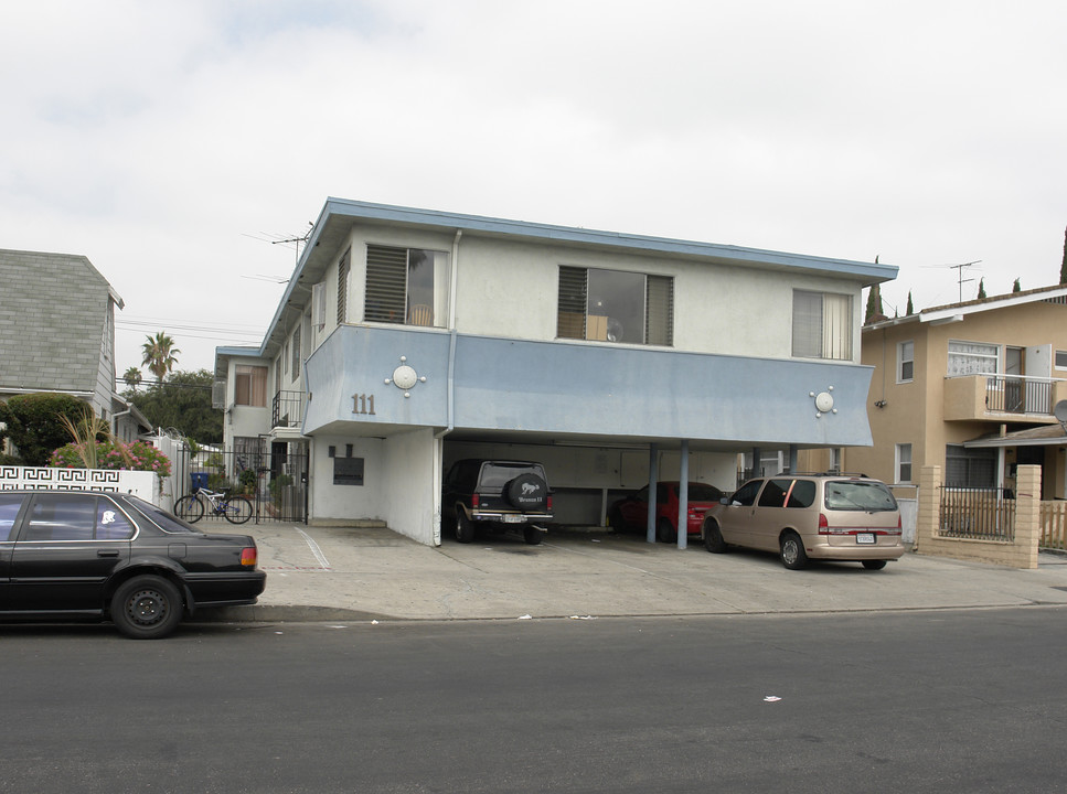 111 N Alexandria Ave in Los Angeles, CA - Building Photo