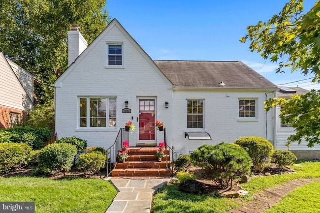 4803 Westway Dr in Bethesda, MD - Building Photo - Building Photo