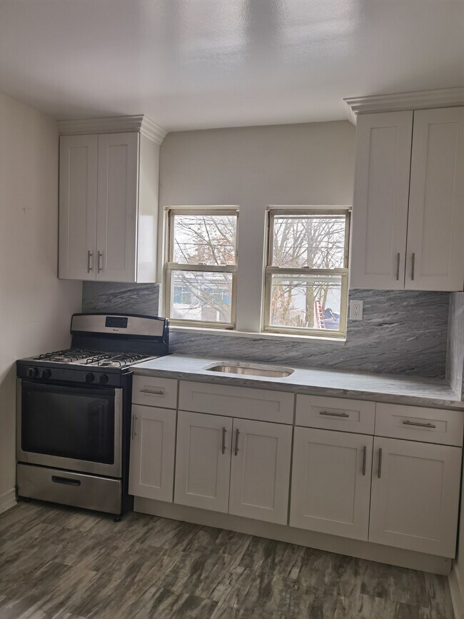 397 Jericho Tpke Rentals in Floral Park, NY