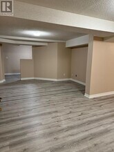 2 Osprey Ridge Rd in Barrie, ON - Building Photo - Building Photo