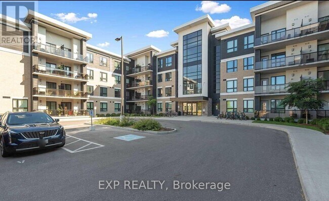 1284 Gordon St in Guelph, ON - Building Photo - Building Photo