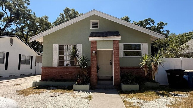 905 Jones St in Clearwater, FL - Building Photo - Building Photo