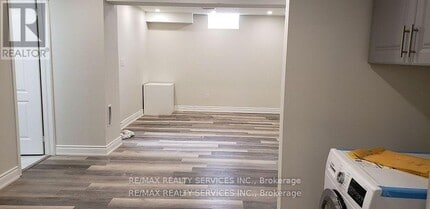 34 Interlacken Dr in Brampton, ON - Building Photo - Building Photo