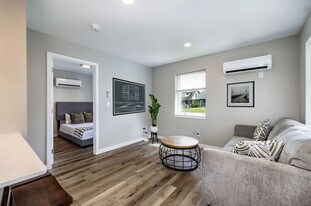 Ravine Apartments in Cincinnati, OH - Building Photo