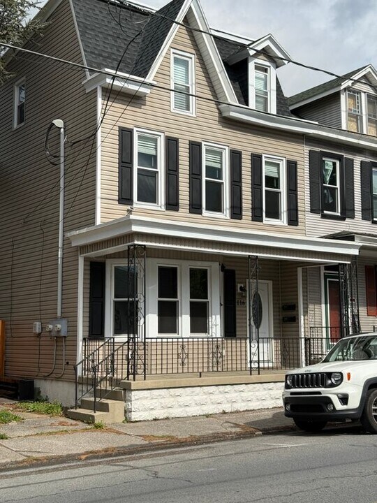 116 Front St in Minersville, PA - Building Photo