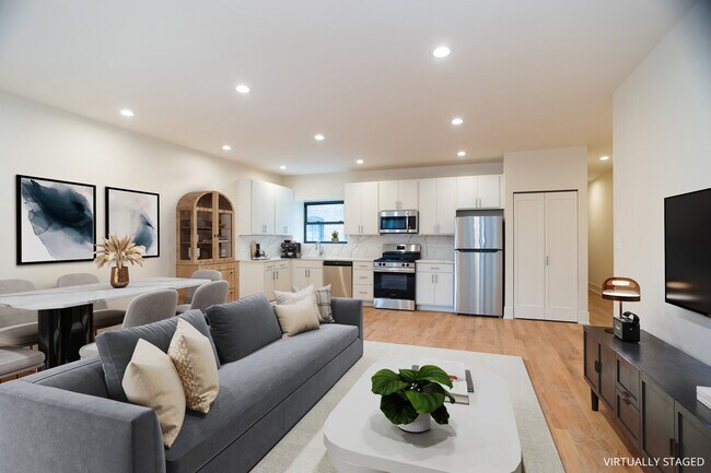 652 W Gordon Ter, Unit 3W in Chicago, IL - Building Photo - Building Photo