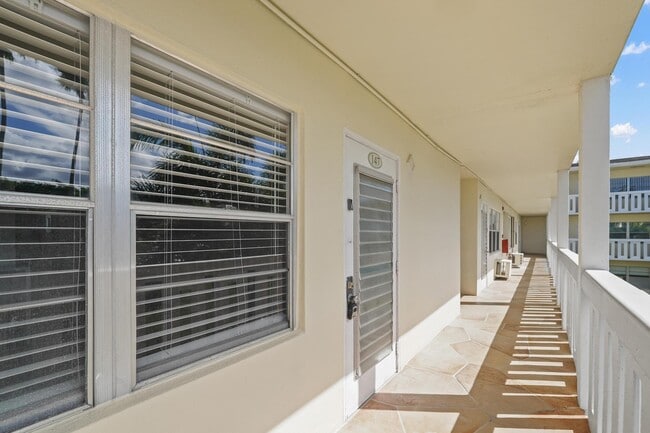 147 Dorset D in Boca Raton, FL - Building Photo - Building Photo