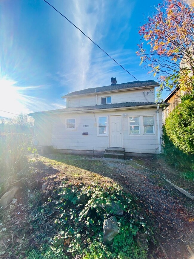 property at 2029 24th Ave S