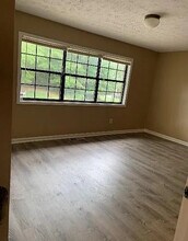 Room in Townhome on Patterson Cir in Lawrenceville, GA - Building Photo - Building Photo