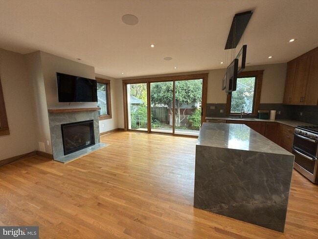 property at 807 Richmond Ave