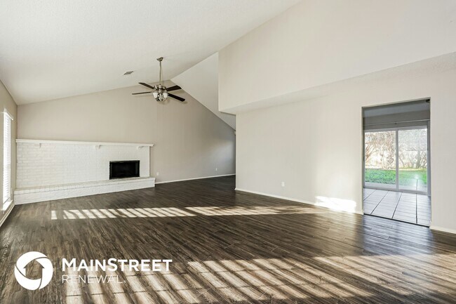 309 Deacon Dr in Euless, TX - Building Photo - Building Photo