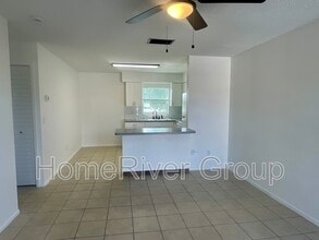 913 E Humphrey St in Tampa, FL - Building Photo - Building Photo