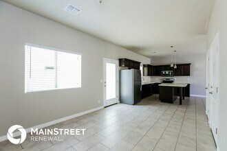 2000 N 36th St in Phoenix, AZ - Foto de edificio - Building Photo