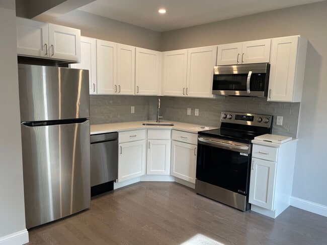 328 Bank in Harwich, MA - Building Photo - Interior Photo