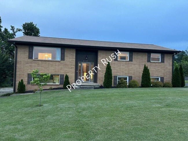 2307 Arroyo Dr in Chattanooga, TN - Building Photo - Building Photo