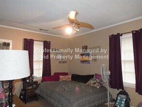 3880 Spottswood Ave in Memphis, TN - Building Photo - Building Photo