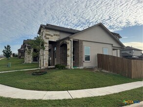 125 Windfield Path in San Marcos, TX - Building Photo - Building Photo
