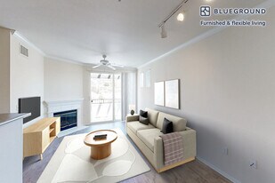 1579 E Jefferson Wy in Simi Valley, CA - Building Photo