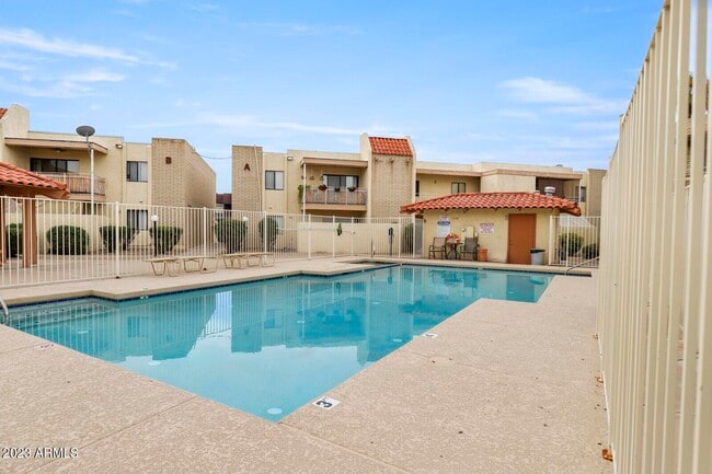 property at 16635 N Cave Creek Rd