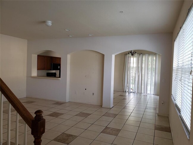 3051 Ashland Ln N in Kissimmee, FL - Building Photo - Building Photo