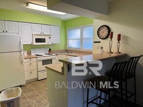 6 Yacht Club Dr in Daphne, AL - Building Photo - Building Photo