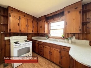 101 Driftwood Cir in Greeneville, TN - Building Photo - Building Photo