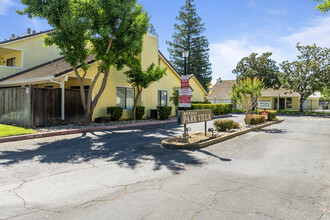 Beckman Park Villa in Lodi, CA - Building Photo - Other