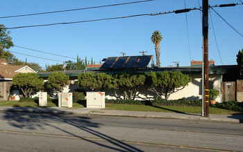 Village Pines Apartments in Garden Grove, CA - Building Photo - Building Photo