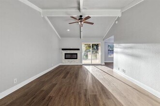 7509 Meadowlark Ln N in Watauga, TX - Building Photo - Building Photo