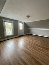 71 Green St in Biddeford, ME - Building Photo - Building Photo