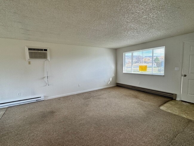 5404 E Kilgary Way in Yakima, WA - Building Photo - Building Photo