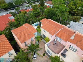 1123 NE 18th Ave in Fort Lauderdale, FL - Building Photo - Building Photo