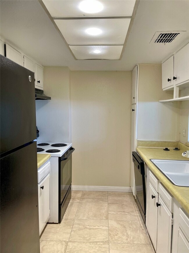 property at 7051 Chasewood Dr