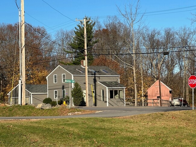 property at 480 Newington Rd