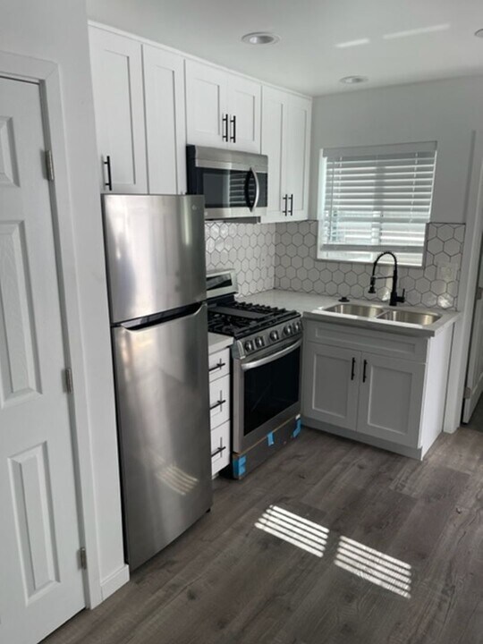 913 S Harlan Ave in Compton, CA - Building Photo