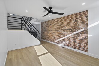 105 S Poppleton St in Baltimore, MD - Building Photo - Building Photo