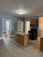 34 Nassau St in Chicopee, MA - Building Photo - Building Photo