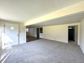 2274 Dawson Cabin Rd in Jacksonville, NC - Building Photo - Building Photo