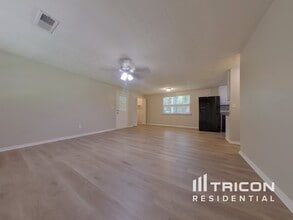 285 Monument Ct in Marietta, GA - Building Photo - Building Photo