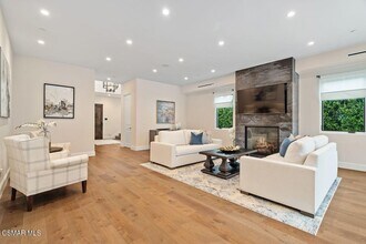 12727 Landale St in Los Angeles, CA - Building Photo - Building Photo