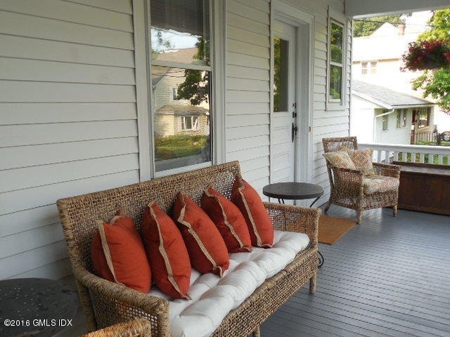 259 Bruce Park Ave, Unit 105-7 in Greenwich, CT - Building Photo - Building Photo