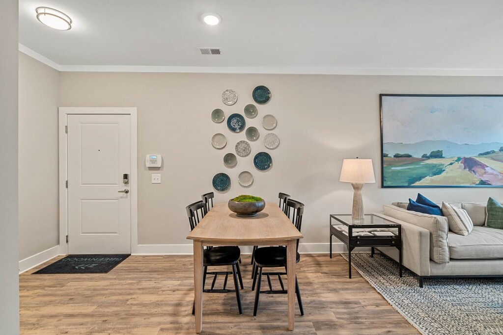 Reserve at Greenwood Apartments in Greensboro, NC | ApartmentHomeLiving.com